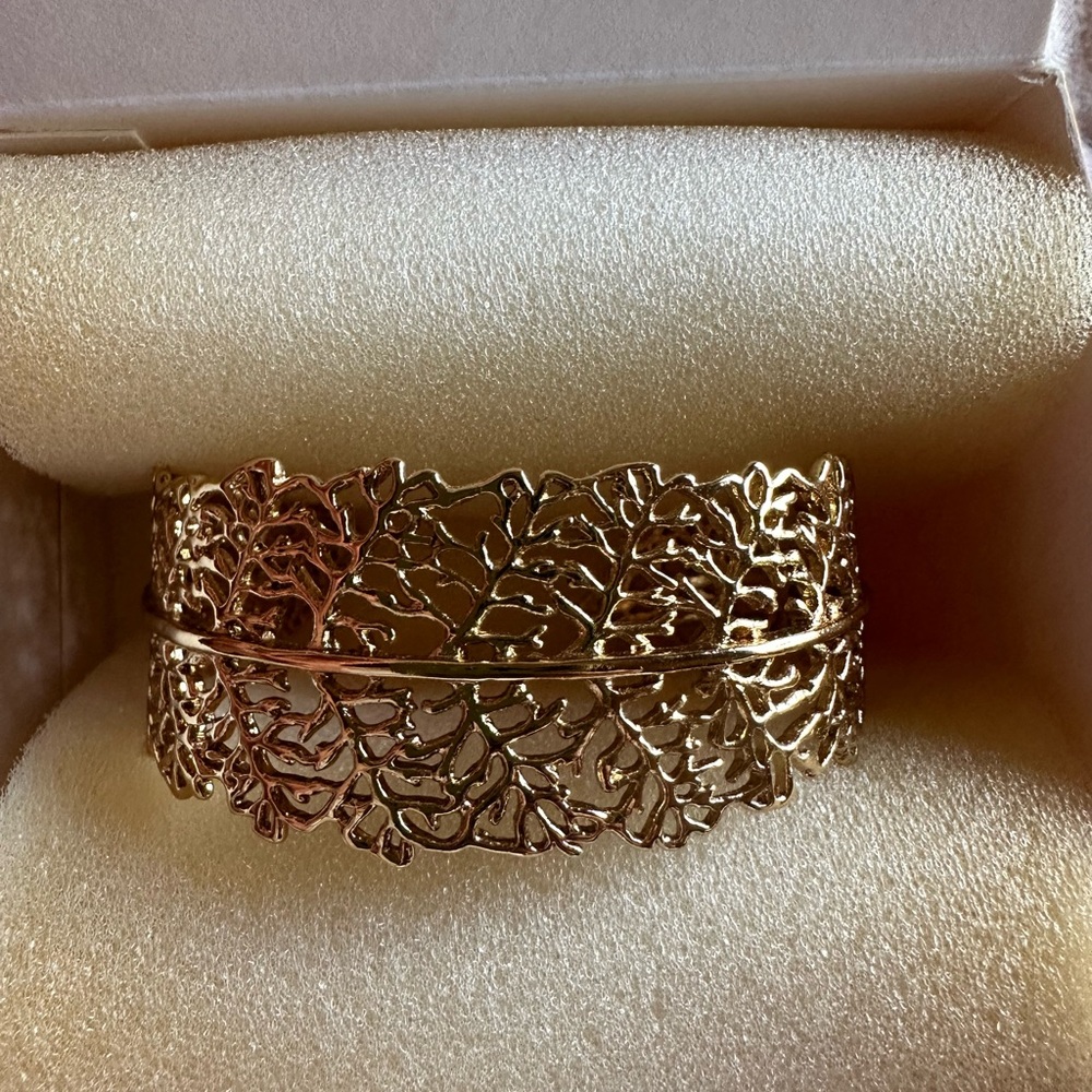 Stella & Dot Gold-Tone Grace Cuff